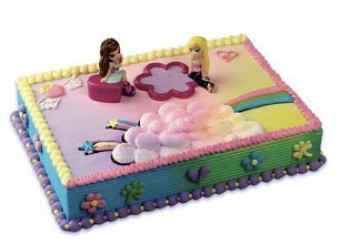 Bratz Birthday Cake and Cupcakes