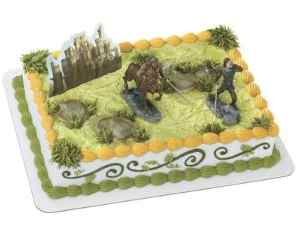 Narnia Birthday Cake and Cupcakes